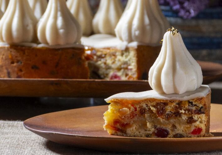 Συνταγή για το κέικ των 12 Αποστόλων από τον Στέλιο Παρλιάρο