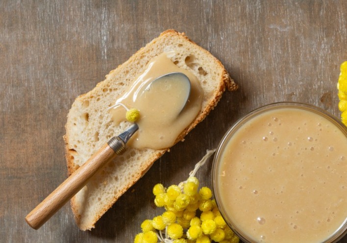 Άλειμμα με μέλι Κυθήρων και λευκή σοκολάτα