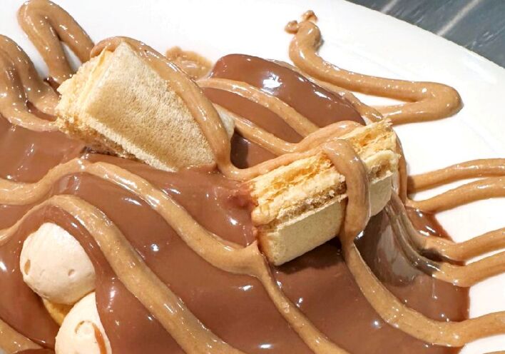 Ζαχαροπλαστείο Πραλίνα, Καλαμάτα