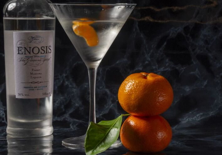 Dry Martini με μαστίχα και μανταρίνι
