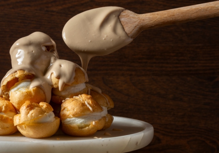 ΠΡΟΦΙΤΕΡΟΛ ΜΕ ΠΑΓΩΤΟ ΒΑΝΙΛΙΑ ΚΑΙ ΣΟΣ ΑΠΟ ΚΑΦΕ