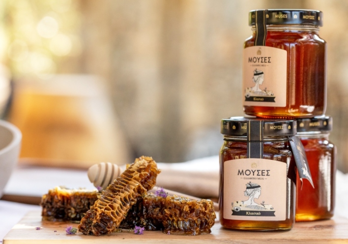 ΜΕΛΙ ΜΟΥΣΕΣ