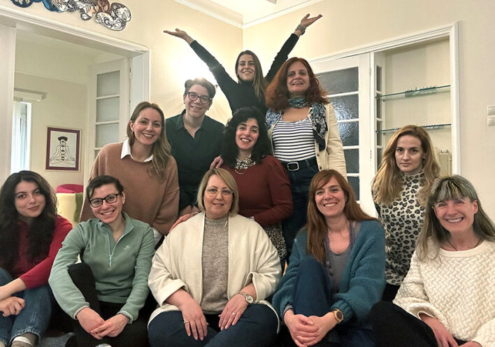 Λύκαινες: Μια ομάδα αυτογνωσίας, ελευθερίας, δύναμης