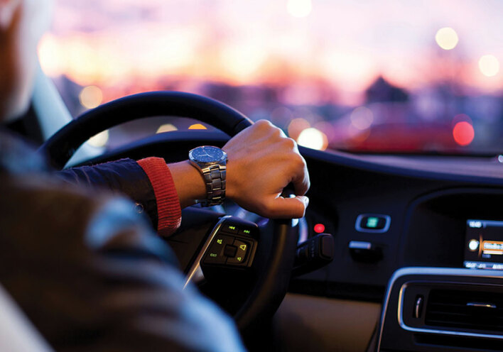 Πώς μαθαίνω να οδηγώ;