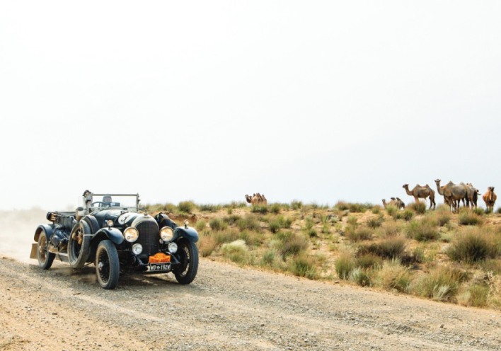 Aπό το Πεκίνο στο Παρίσι με αυτοκίνητο του 1939