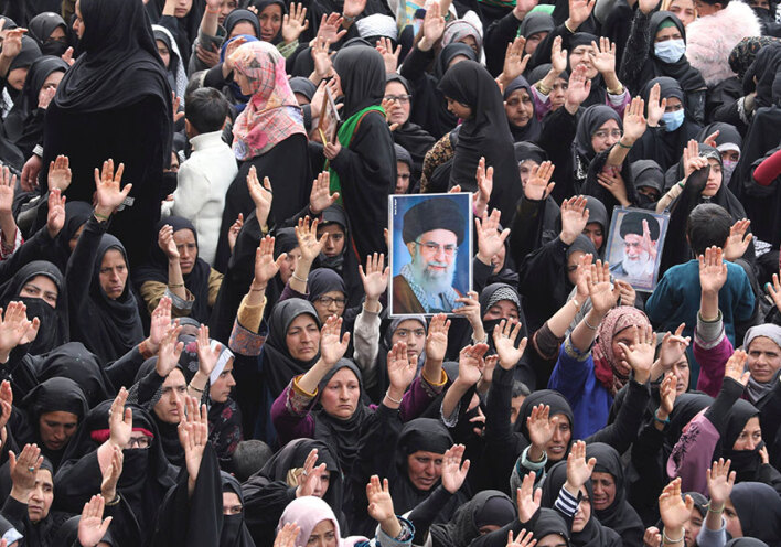 Οι επίγονοι του Χαμενεΐ, οι σύγχρονοι «ασασίνοι» και η σκοτεινή βία του περσικού ολοκληρωτισμού