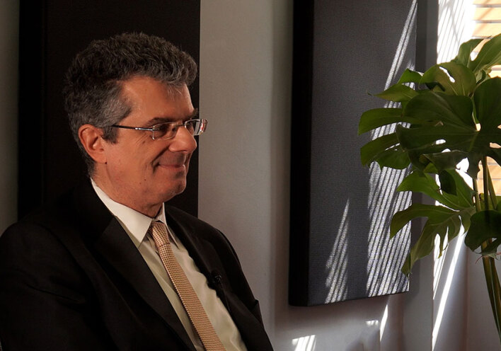 Γιάννης Κουτσομύτης: Η κλιμάκωση του πολέμου στη Μέση Ανατολή και οι διεθνείς ισορροπίες