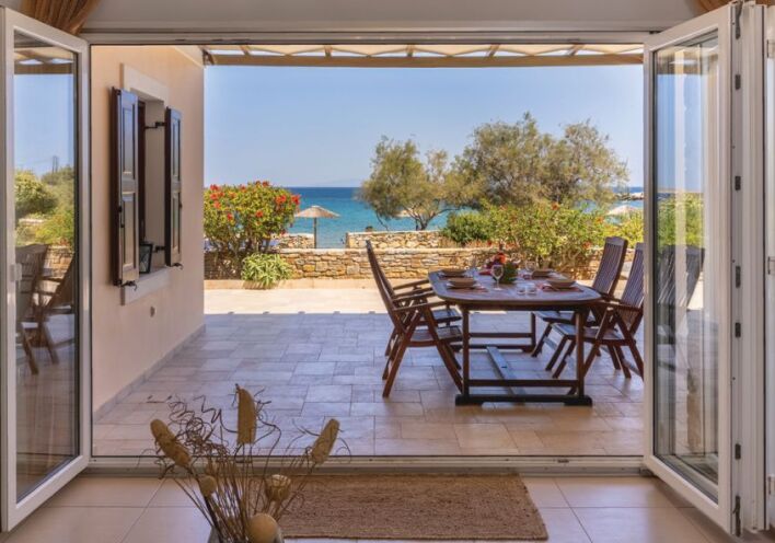 Syros Luxury