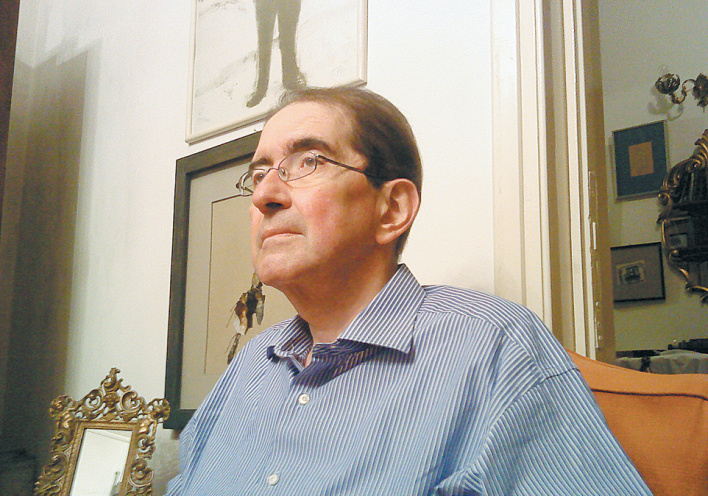  Γιάννης Βαρβέρης: «Καπνίστε ποίηση και τσιγάρο»