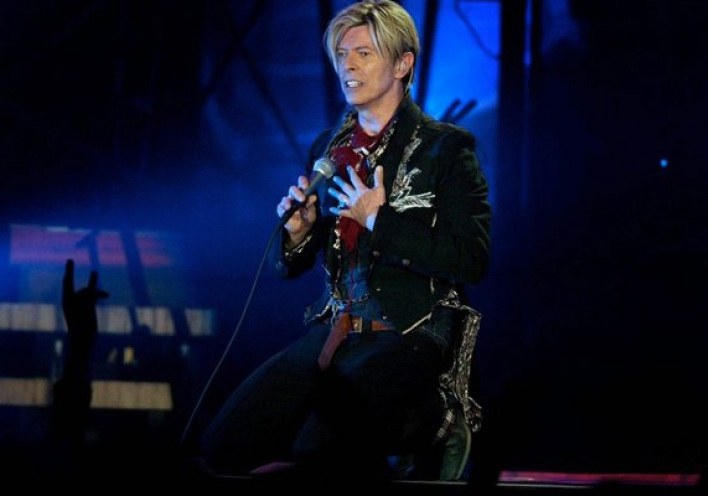 Έφυγε από τη ζωή ο David Bowie