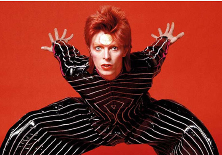 Όταν η μαντάμ Σουσού έκλαψε (και) για τον Μπόουι