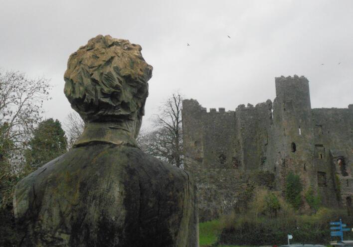 Ένας περίπατος (οδοιπορικό) στα μέρη που έζησε και έγραψε ο Ντίλαν Τόμας