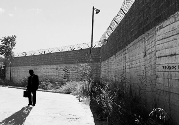 Φάρμακο για την ποίηση ή η ποίηση είναι το φάρμακο;