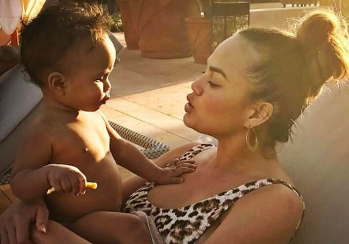 Σουπερμόντελ ή σούπερ μαμάδες;