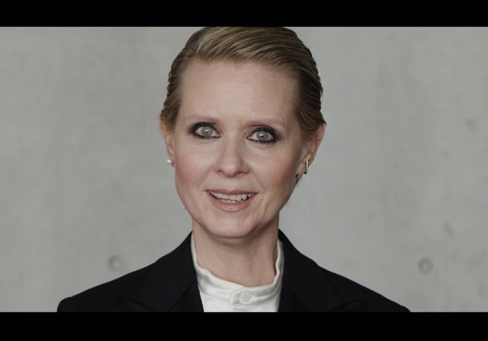 «Να είσαι μια κυρία, λένε»: Το συγκλονιστικό βίντεο που έγινε viral