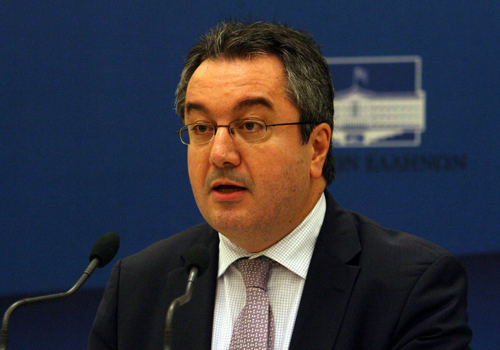 Ηλίας Μόσιαλος: Έτσι θα βγούμε από την καραντίνα  