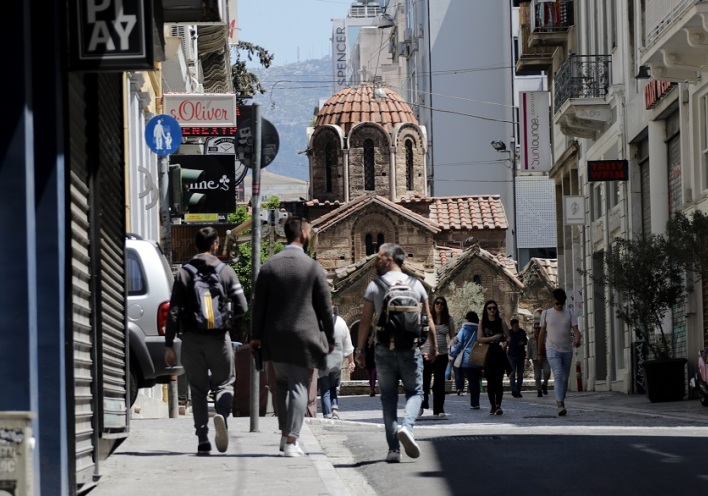 Guardian για τους λόγους που ο κορωνοϊός πλήγωσε λιγότερο την Ελλάδα και την Ανατολική Ευρώπη