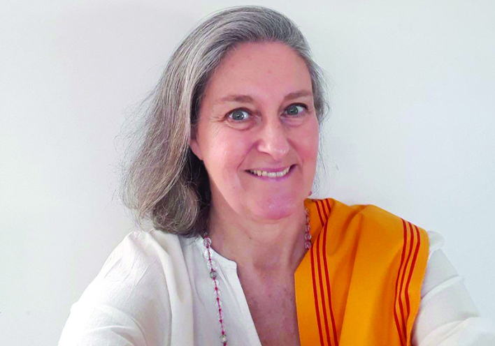 Η Εύα Καραϊτίδη, από τις εκδόσεις Εστία