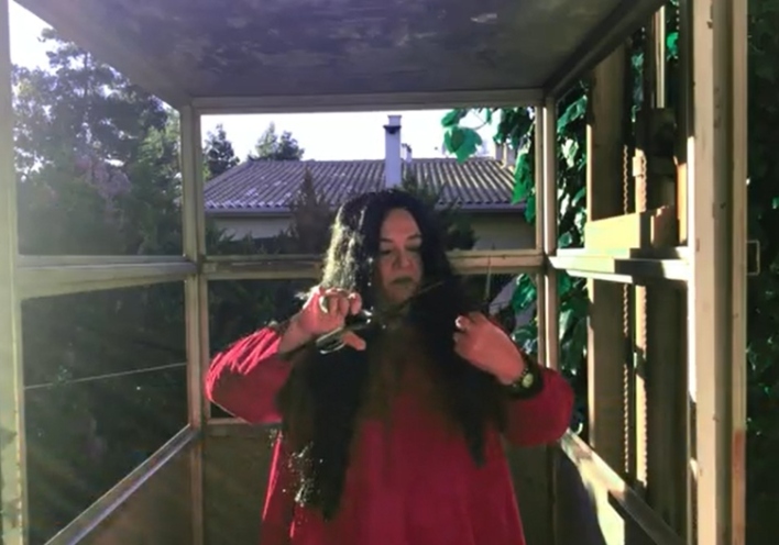 Την Μαρία Παπαδημητρίου κούρασε η online προβολή εκθέσεων