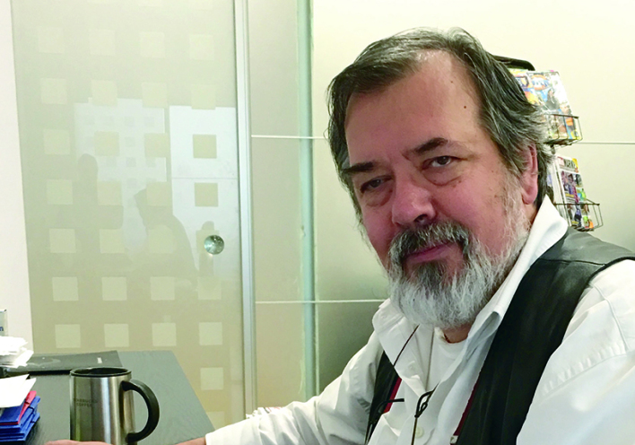 Ο Νίκος Μανούσος από τις Εκδόσεις Anubis