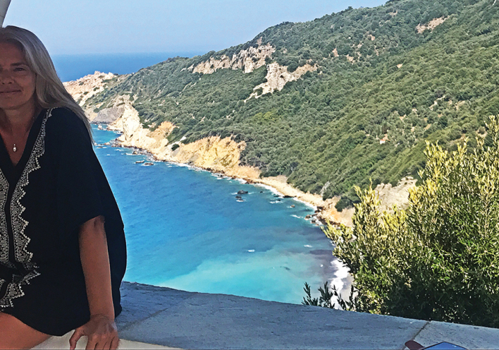 Η Σκιάθος της Πέπης Μούστου