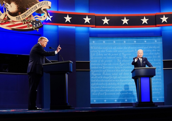 Στιγμιότυπο από το ντιμπέιτ Τραμπ-Μπάιντεν για την προεδρία των ΗΠΑ
