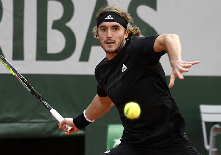 Πρόκριση στον 3ο γύρο του Ρολάν Γκαρός για τον Στέφανο Τσιτσιπά