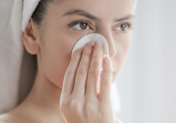 Λαμπερό δέρμα