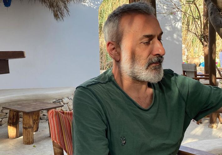 Ο σχεδιαστής μόδας Γιώργος Ελευθεριάδης