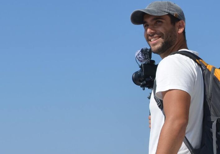 O Adventure travel blogger Δημήτρης Καρβέλης