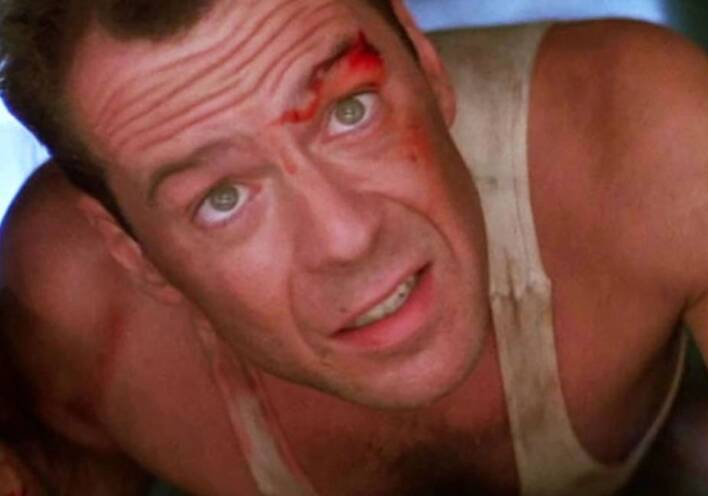 «Πολύ Σκληρός για να Πεθάνει (Die Hard)» του Τζον ΜακΤίρναν, με τον Μπρους Γουίλις