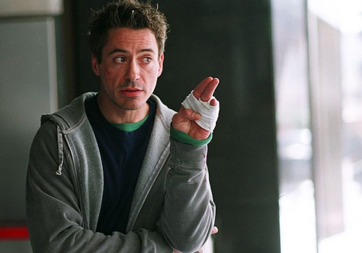 Ο Ρόμπερτ Ντάουνι Τζ. στο «Φιλιά και Σφαίρες (Kiss Kiss Bang Bang)»