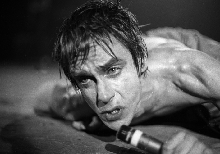 O Iggy Pop σε συναυλία στη Νέα Υόρκη το 1977