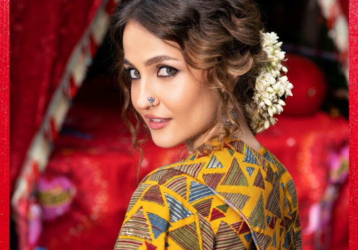 Η Elli AvrRam στο Bollywood