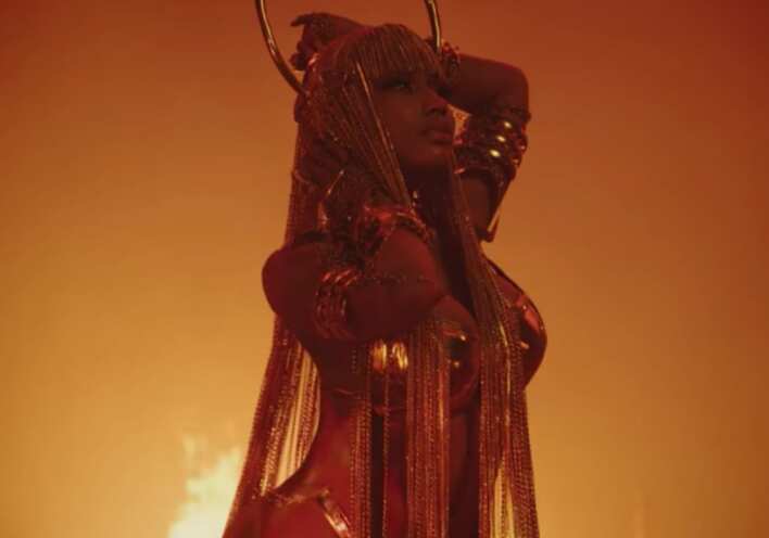 nicki-minaj-ganga-burns-music-video.jpg