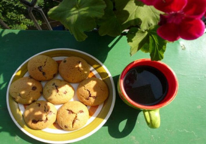 Μαλακά μπισκότα με κομματάκια σοκολάτας
