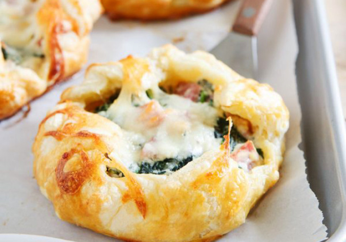 Πιτάκια με ζαμπόν, τυρί και σπανάκι