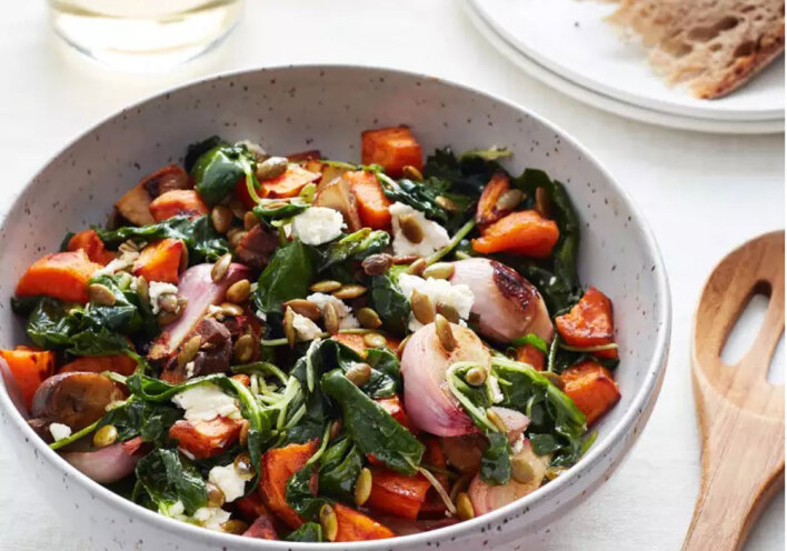 Γρήγορη και εύκολη σαλάτα με ψητά λαχανικά