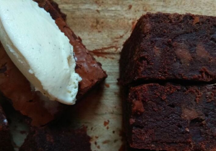 Brownies με φυστικοβούτυρο