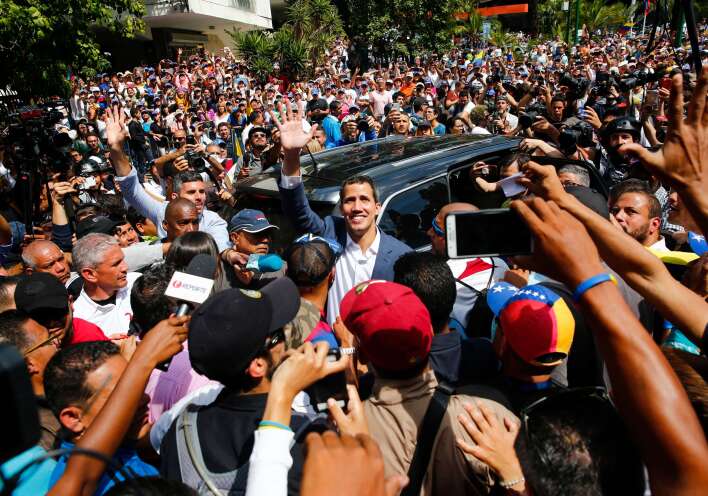 Ο Χουάν Γκουαϊδό καταφθάνει σε διαμαρτυρία στο Καράκας, © Marco Bello/Getty Images/Ideal Image