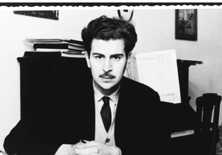 Μίκης Θεοδωράκης