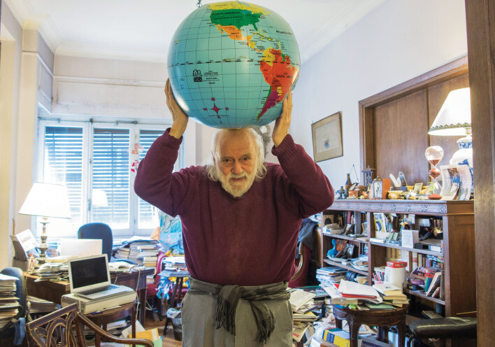 Νάνος Βαλαωρίτης