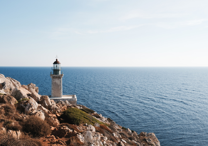 Το Ακρωτήριο Ταίναρο και ο ιστορικός Φάρος σε ένα ASMR video του Δημήτρη Κλεάνθη