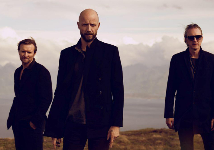 Madrugada: Συνέντευξη στην Athens Voice και τη Δάφνη Καραβοκύρη