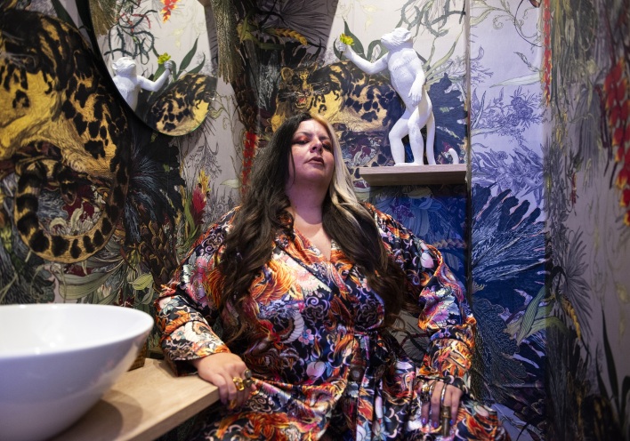 The Eye Altering: Η τολμηρή γκαλερί στη Θεσσαλονίκη που «τρέχει» η Ελένη Γιαννακούλη