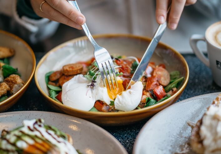 18 αθηναϊκά στέκια για brunch και τέλειο καφέ