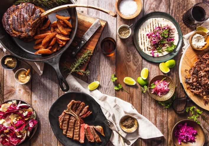 16 διευθύνσεις για gourmet σπιτικά τραπέζια