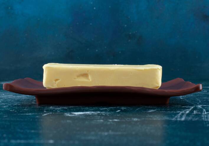 Μίξερ - Στέλιος Παρλιάρος: 12 συνταγές με βούτυρο