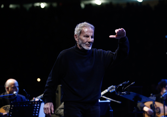 Σταύρος Ξαρχάκος - Νυν και αεί: Οι άγνωστες πτυχές της ζωής και του έργου του