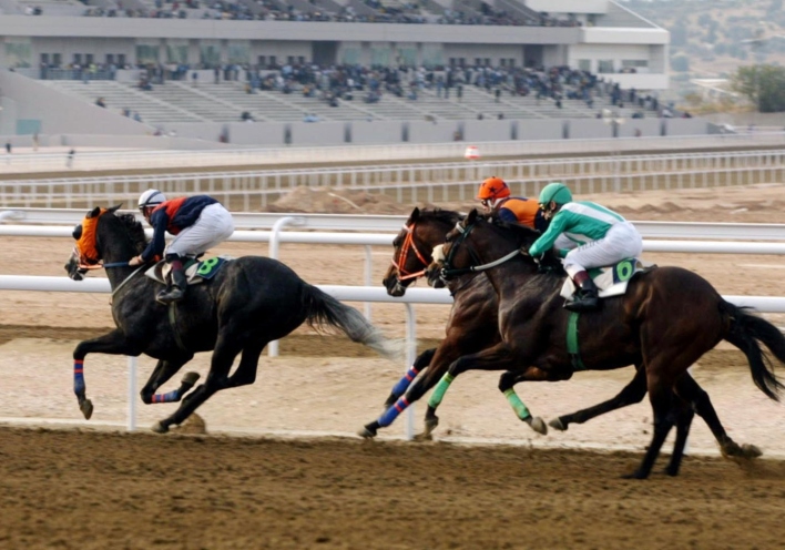 Ιππόδρομος: Η αόρατη κλωστή του Δέλτα